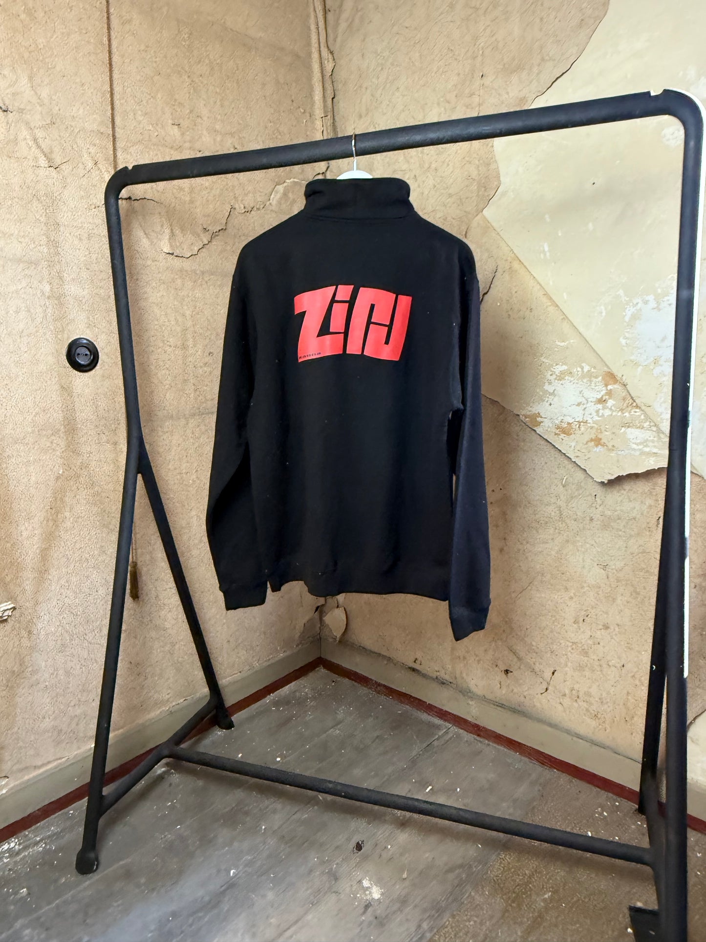 1/4 Zip Sweatshirt Black “Zipp“